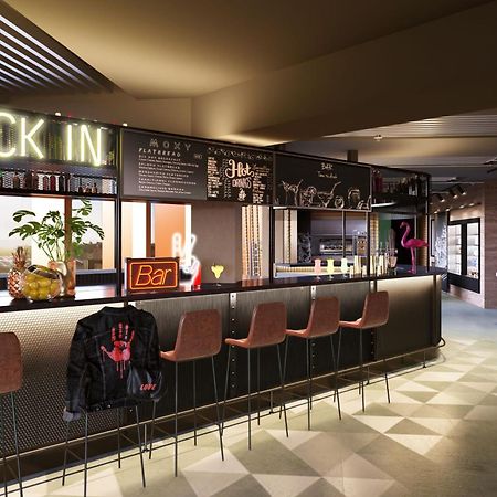 Hotel Moxy Luxembourg Airport à Niederanven Extérieur photo