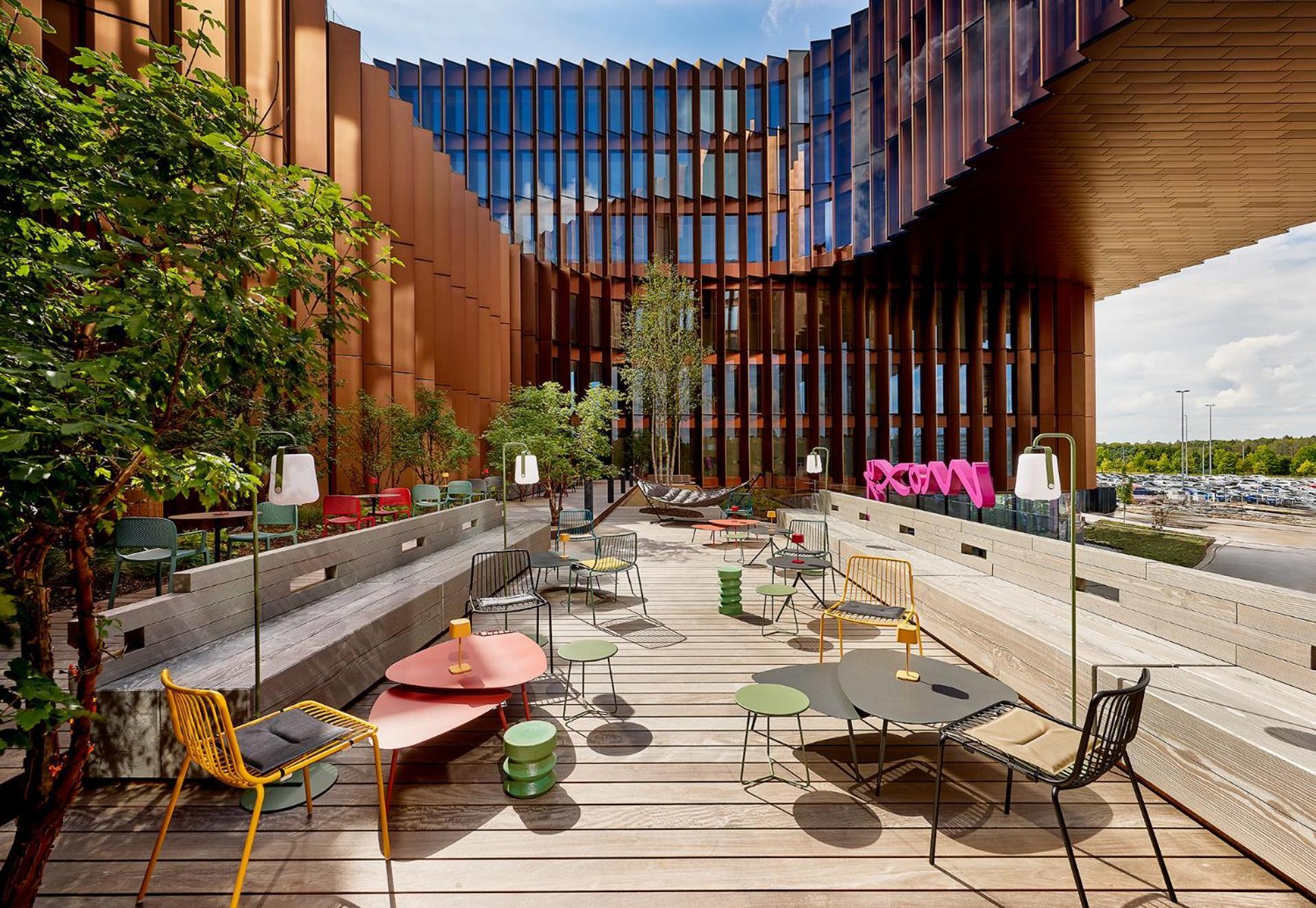 Hotel Moxy Luxembourg Airport à Niederanven Extérieur photo
